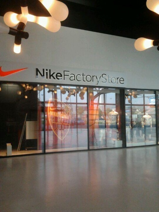 Hedendaags Ale De controle krijgen Nike Outlet -- Outletwinkel in Schelle