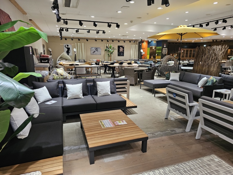 WOW! Magazijnverkoop tuinmeubelen & lounge sets - de keuze is reuze! - 4