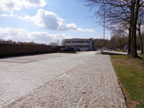 Kasseien & tegels voor oprit en terras: massale stockverkoop wegens verhuis - 3