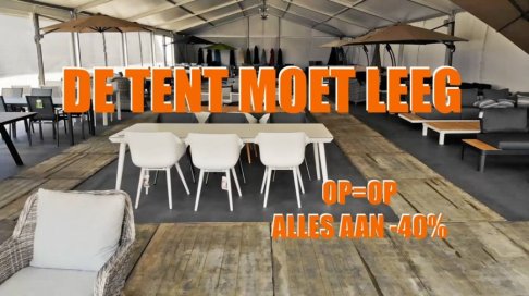 Eenmalige Tuinmeubelen Tent stockverkoop