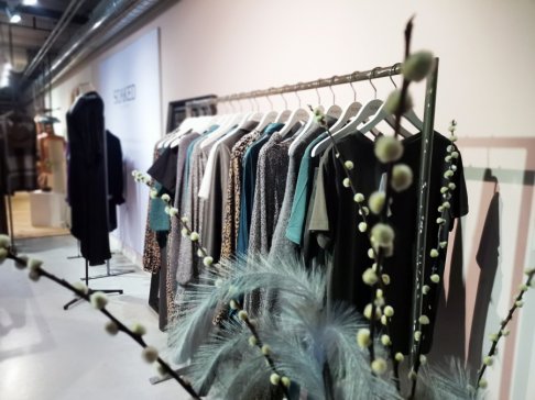 Acris Fashion Spring Summer Sample Sale