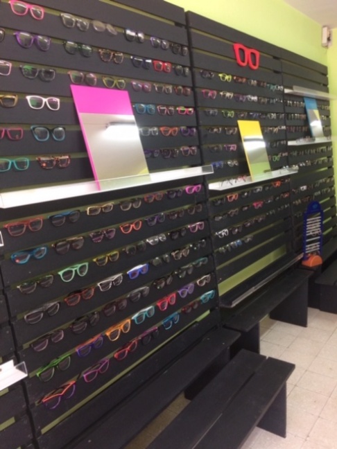 Stockverkoop brillen, monturen en zonnebrillen - 2
