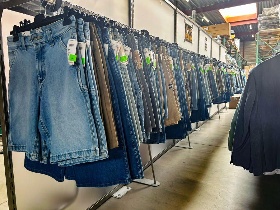 Privéverkoop modemakers - dames-, heren- en kinderkleding - 7