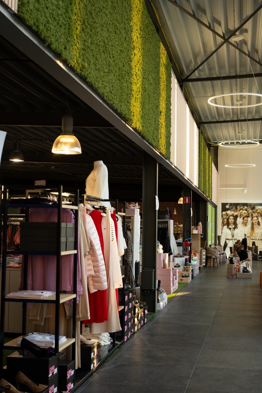 Brands Only Outlet Store (Harelbeke) - 2