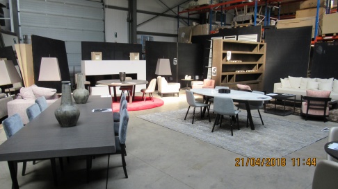 STOCK SALE Meubelen, tapijten, decoratie  - 1