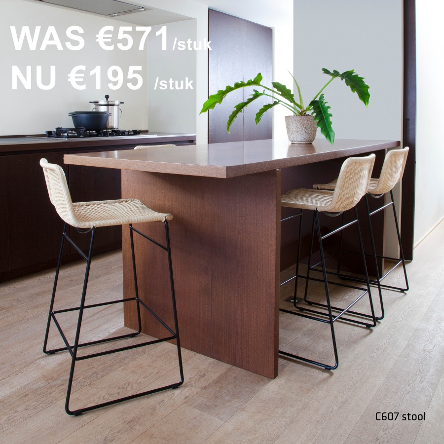 TOTALE UITVERKOOP wegens stopzetting groothandel - van woensdag 19/8 t/m 26/8 - 3