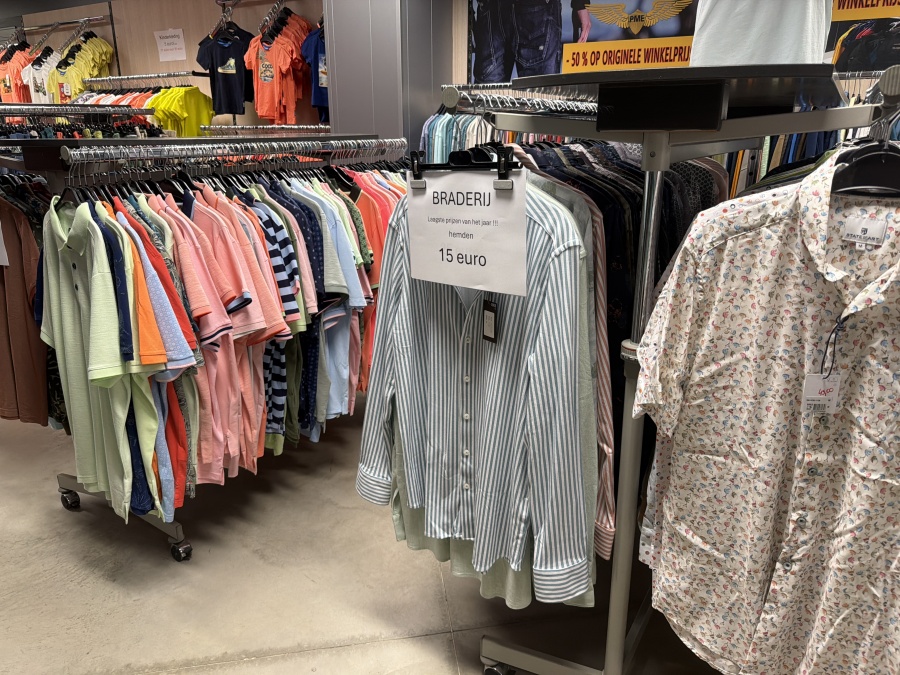 Braderij met superkoopjes !!!! Heren zomerkleding aan ronde projzen van 10, 15 en 30 euro !!!