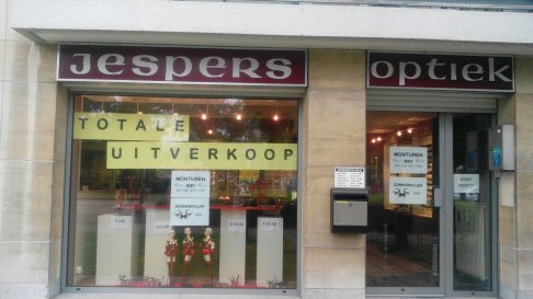 Totale uitverkoop Optiekzaak (brillen, zonnebrillen,...) - Linkeroever - 1