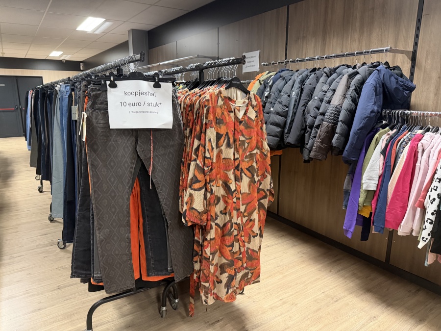 Stockverkoop herfst / winterkleding dames- heren en kinderen - 3