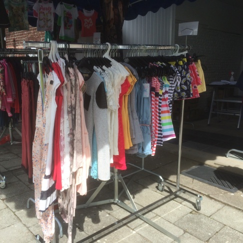 stockverkoop kinderkleding 0 tot 16j zomer 2015 - 2