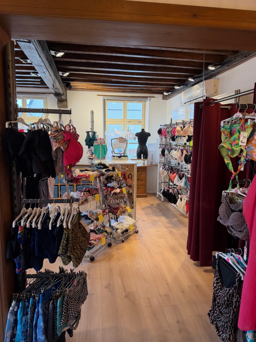 Totale uitverkoop Lingeriehuisje wegens stopzetting - 2