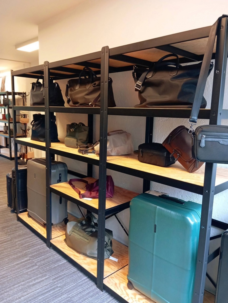 Uitzonderlijks stockverkoop van koffers & reisartikelen - 3