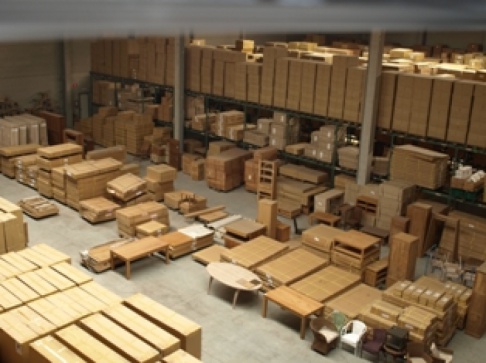 Verkoop van (toonzaal) meubelen - vanwege de importeur - 2