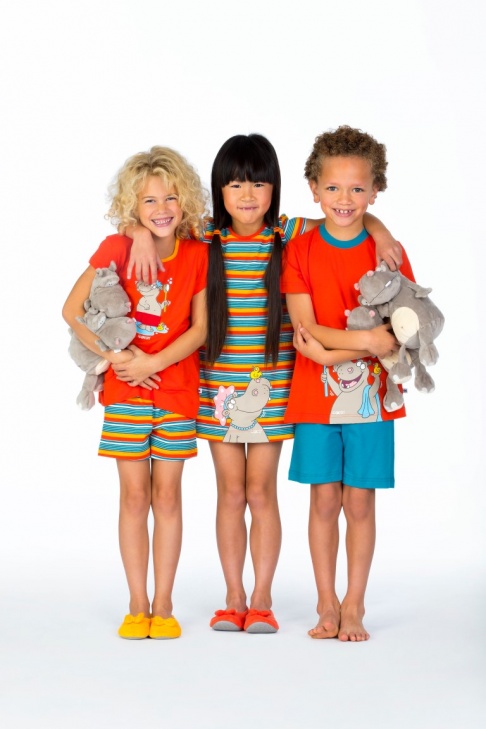 Grote Outlet WOODY verkoop + kinderkleding en schoentjes (0-16j)