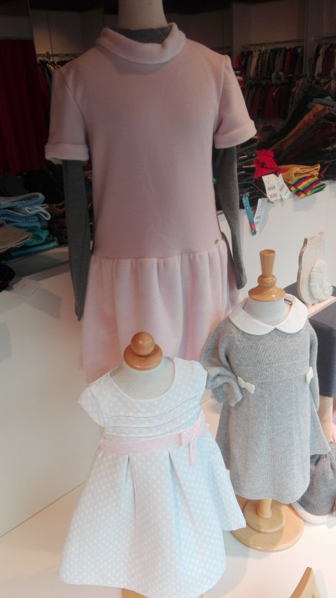 Stockverkoop baby- en kinderkleding van 0 tot 16 jaar  (wintercollectie 2015)