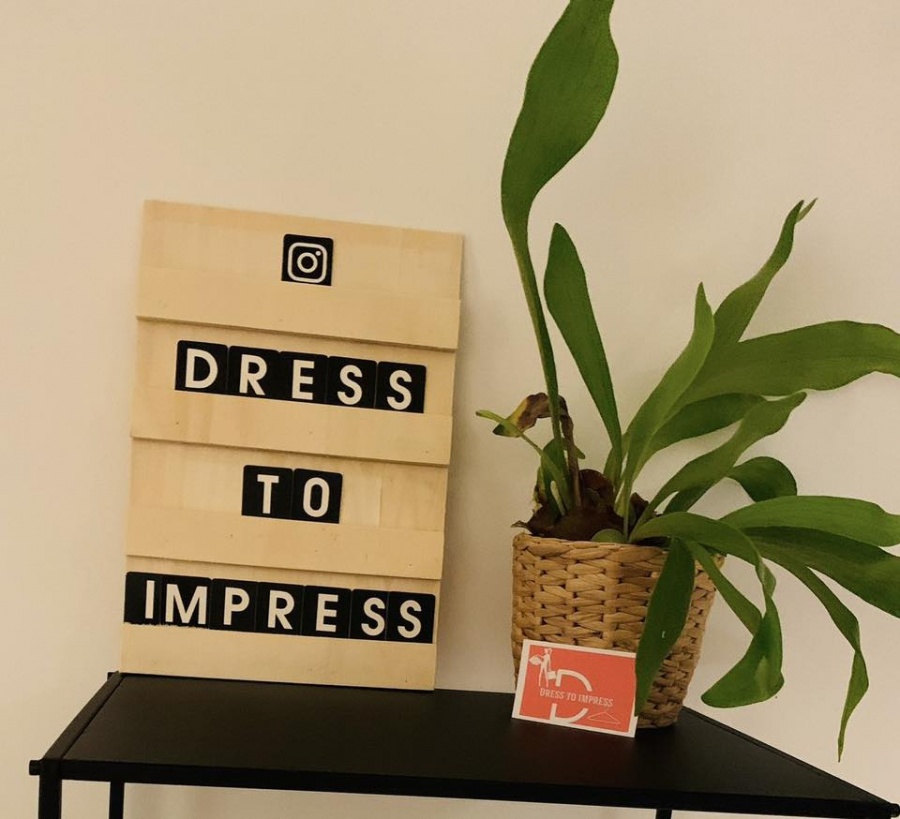 Dress To Impress outlet / uitverkoop