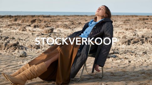 Stockverkoop Julia June, Amania Mo en her.