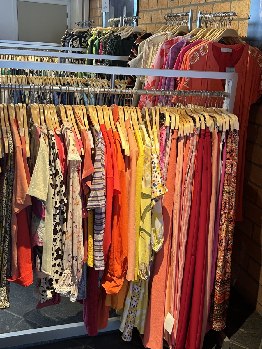 El Jabo Stockverkoop: Alles aan € 5 per stuk! Laatste weekend.