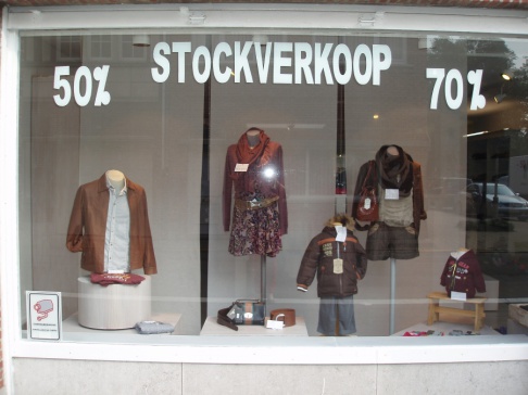 Stockverkoop 3 stuks 70 %  korting