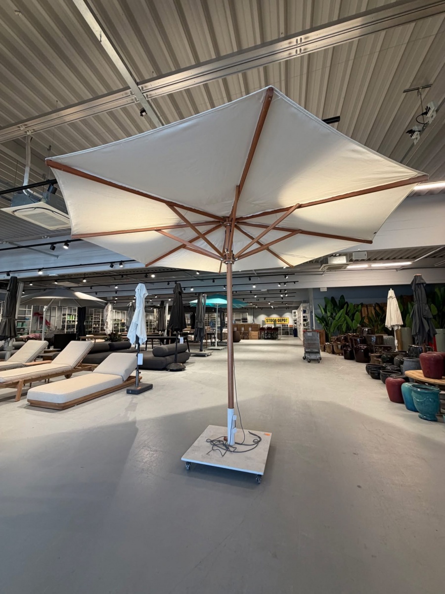 Depot - 2  Waregem outlet tuinmeubelen - parasols - sofa’s en stoelen - 2