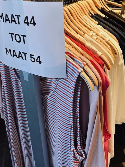 El JaBo Outlet ism Suprimax  - 7