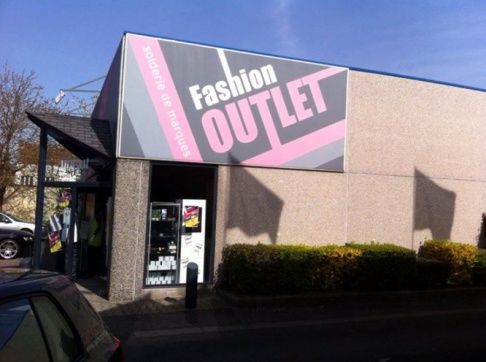 Fashion outlet franco et etienne