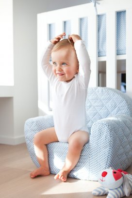 Grote fabrieksverkoop baby-uitzet  zaterdag 7 mei  Denderhoutem (oost-vlaanderen)