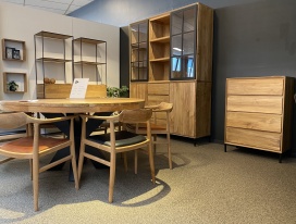 Fabrieksverkoop massieve meubelen te Hamme rechtstreeks van GROOTHANDEL ,ALLES van -30% tot -70%, enkel toegankelijk van 25/11 tot 3/12 !