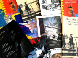 Stockverkoop boeken en educatieve dossiers uit het legermuseum