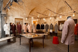 Pursuit Femmes sample sale mannen kostuums