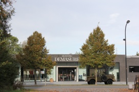 Clothing Demasure stockverkoop