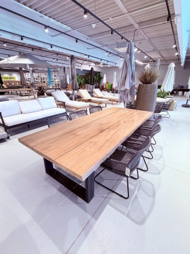 Depot - 2  Waregem outlet tuinmeubelen - parasols - sofa’s en stoelen