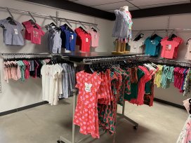 stockverkoop kinderkleding (Someone,  Mexx) en dameskleding (DTC)