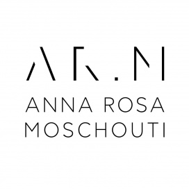 Ar.m Anna Rosa Moschouti Stockverkoop